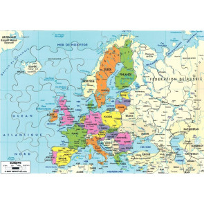 Puzzle en bois d'environ 50 pièces la carte de l'Europe
